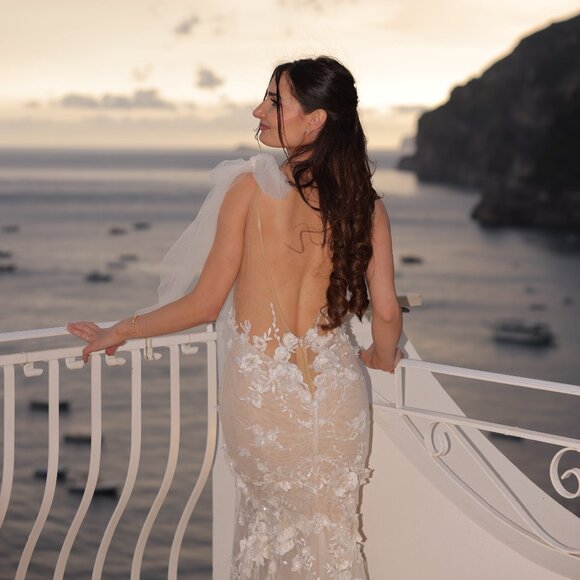 Stunning Galia Lahav Gala 104 Wedding Gown - Picture 2 of 7
